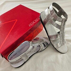 Aerosoles, Encyclopedia flat shoe, silver, size 9 w